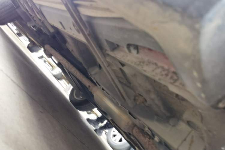 Used Roewe RX5 2018 20T Two-Wheel Drive Automatic Internet Smart Edition Chassis Front Right