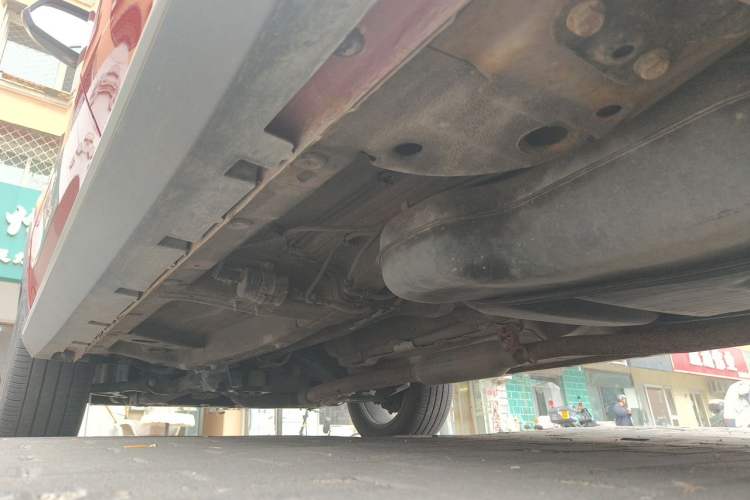 Used Roewe RX5 2018 20T Two-Wheel Drive Automatic Internet Smart Edition Chassis Rear Left