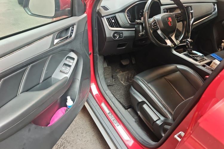 Used Roewe RX5 2018 20T Two-Wheel Drive Automatic Internet Smart Edition Driver Seat