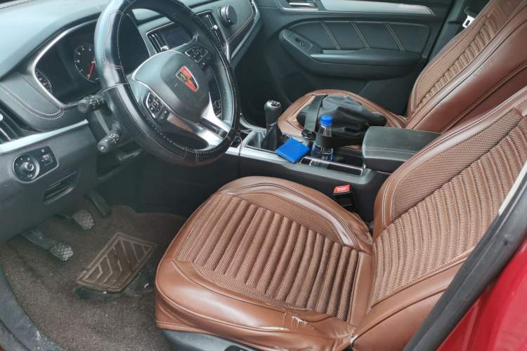 Used Roewe RX5 2018 20T Two-Wheel Drive Manual Internet Smart Edition Driver Seat