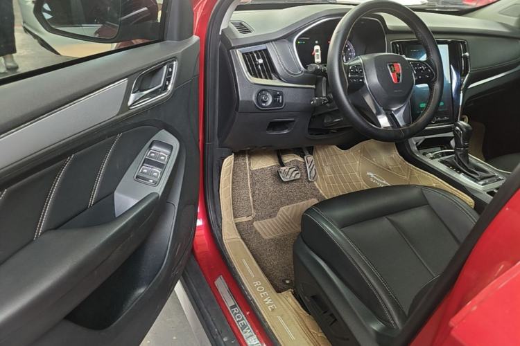 Used Roewe RX5 2018 30T Two-Wheel Drive Automatic Internet Platinum Edition Driver Seat
