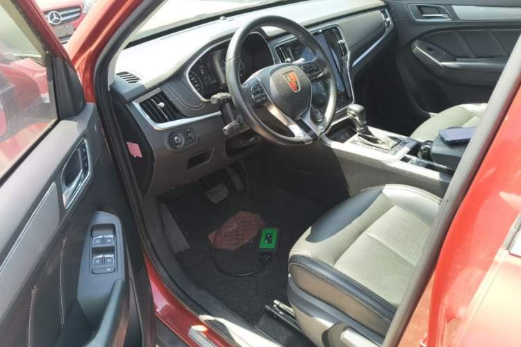 Used Roewe RX5 2018 20T Two-Wheel Drive Automatic Internet Smart Edition Driver Seat