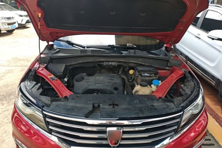 Used Roewe RX5 2018 20T Two-Wheel Drive Manual Internet Smart Edition Engine Bay
