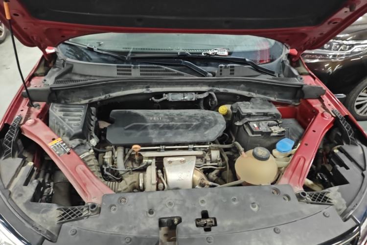 Used Roewe RX5 2018 30T Two-Wheel Drive Automatic Internet Smart Edition Engine Bay