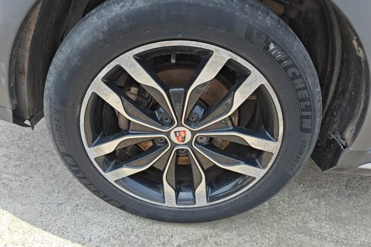 Used Roewe RX5 2018 20T Two-Wheel Drive Automatic Internet Smart Edition Exterior 4