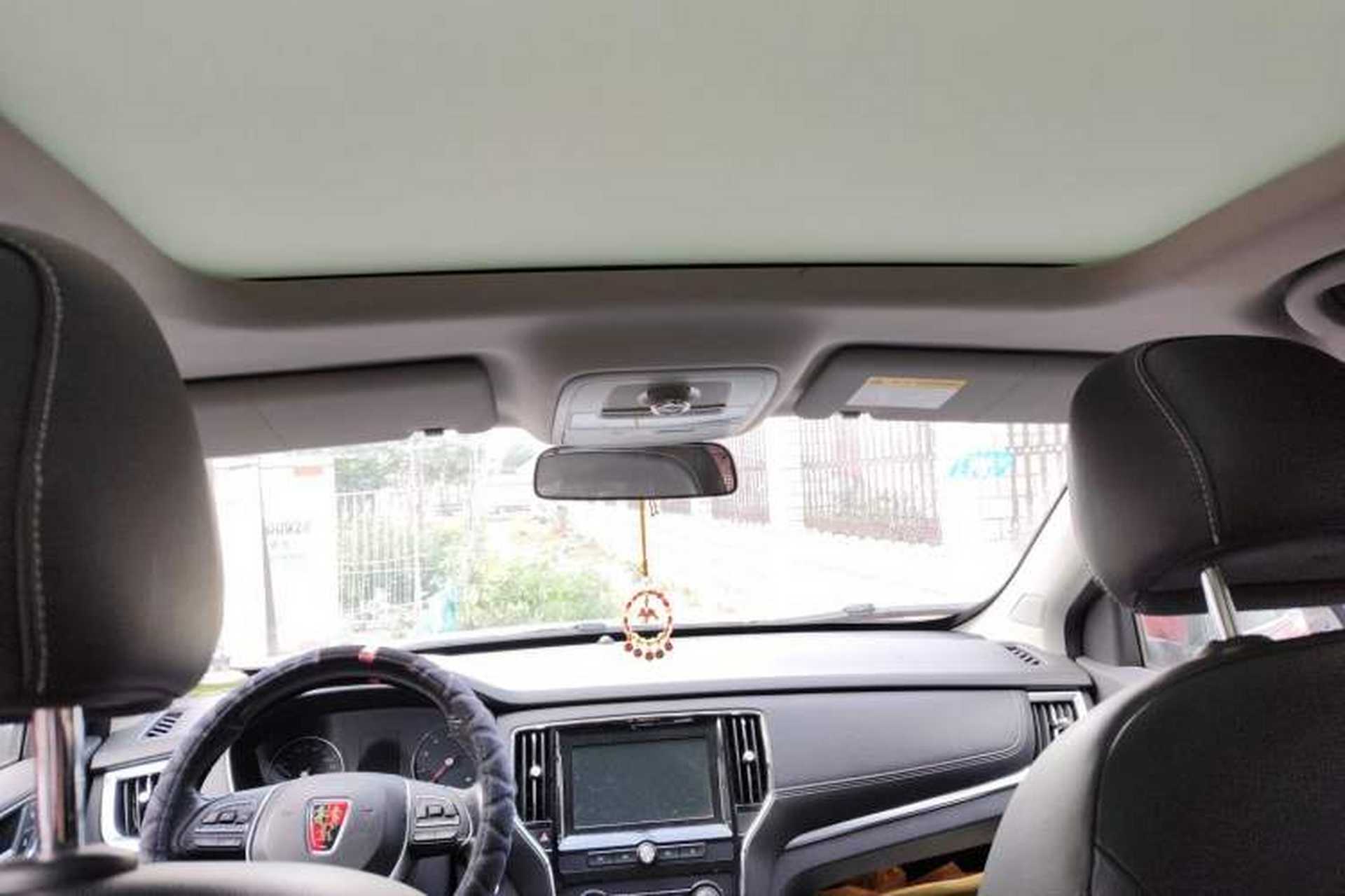Used Roewe RX5 2018 20T Two-Wheel Drive Automatic Flagship Edition Headliner