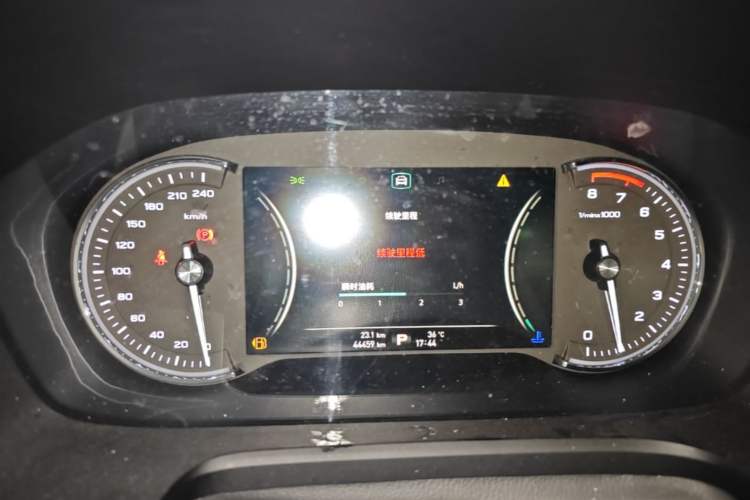 Used Roewe RX5 2018 30T Two-Wheel Drive Automatic Internet Smart Edition Instrument Cluster