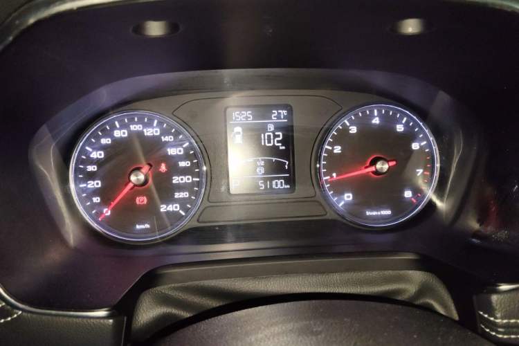 Used Roewe RX5 2018 20T Two-Wheel Drive Automatic Internet Smart Edition Instrument Cluster