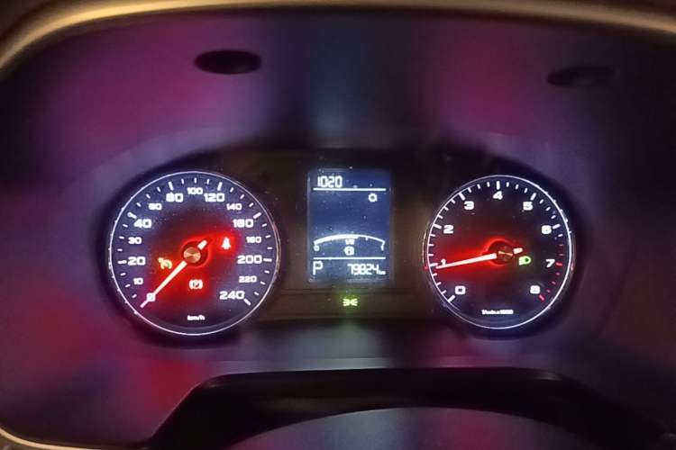 Used Roewe RX5 2018 20T Two-Wheel Drive Automatic Flagship Edition Instrument Cluster