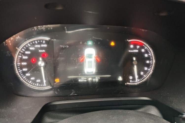 Used Roewe RX5 2018 30T Two-Wheel Drive Automatic Internet Platinum Edition Instrument Cluster