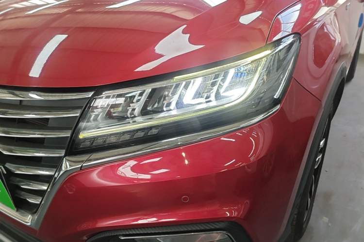 Used Roewe RX5 2018 30T Two-Wheel Drive Automatic Internet Platinum Edition Left Front Headlight