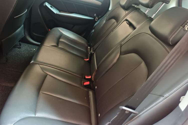 Used Roewe RX5 2018 20T Two-Wheel Drive Automatic Internet Smart Edition Left Rear Seat