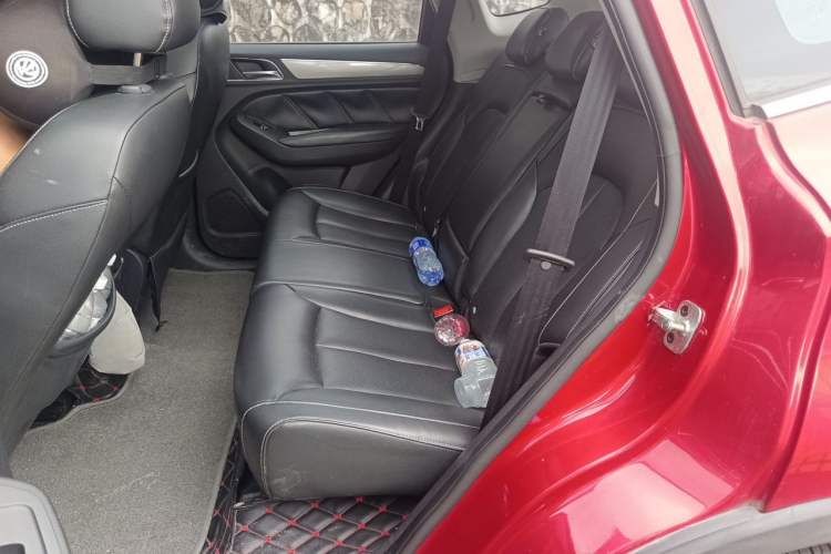 Used Roewe RX5 2018 20T Two-Wheel Drive Automatic Internet Smart Luxury Edition Left Rear Seat