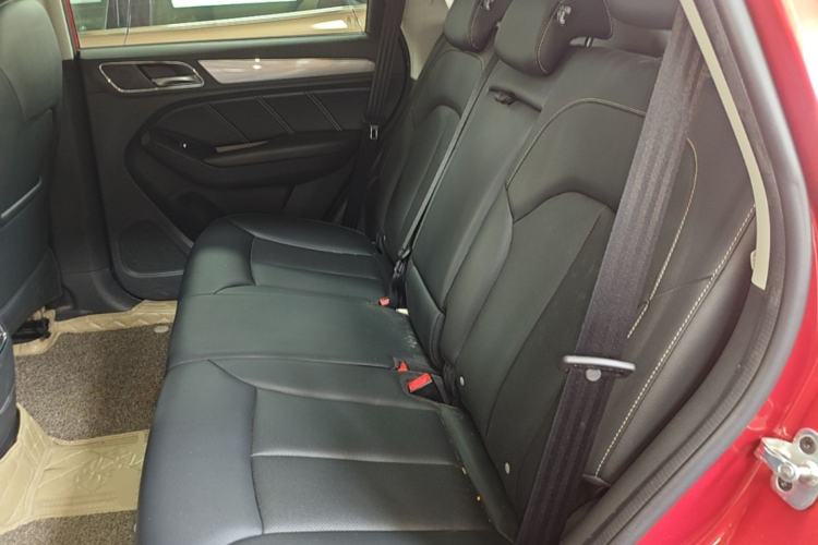 Used Roewe RX5 2018 30T Two-Wheel Drive Automatic Internet Platinum Edition Left Rear Seat
