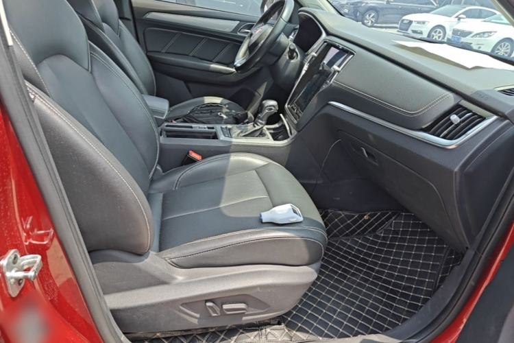 Used Roewe RX5 2018 20T Two-Wheel Drive Automatic Internet Smart Edition Right Front Seat