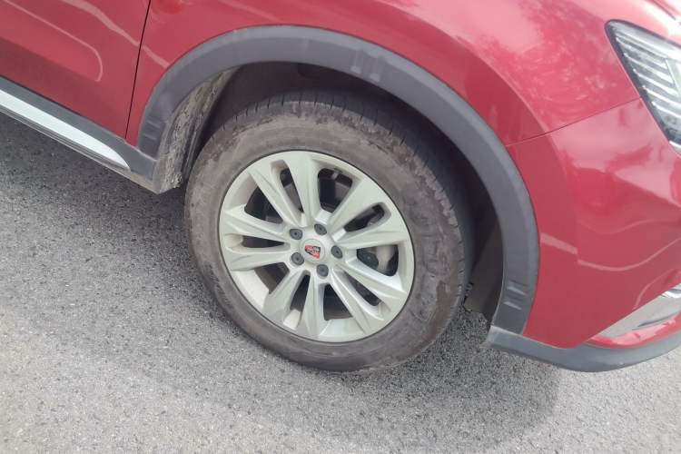 Used Roewe RX5 2018 20T Two-Wheel Drive Automatic Flagship Edition Right Front Wheel Hub