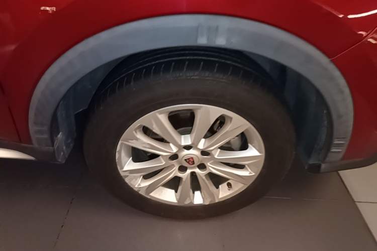 Used Roewe RX5 2018 20T Two-Wheel Drive Automatic Flagship Edition Right Front Wheel Hub