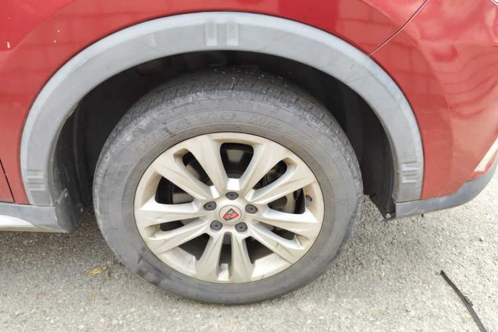 Used Roewe RX5 2018 20T Two-Wheel Drive Automatic Flagship Edition Right Front Wheel Hub
