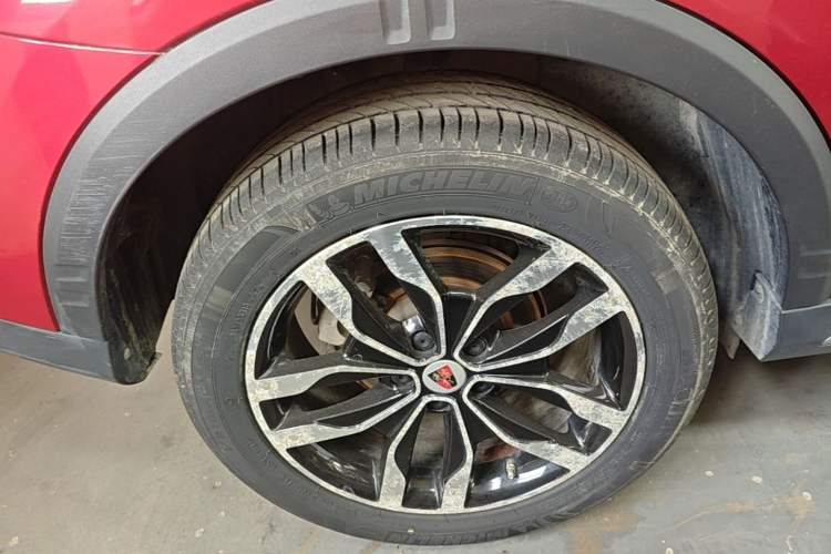 Used Roewe RX5 2018 30T Two-Wheel Drive Automatic Internet Platinum Edition Right Rear Wheel Hub