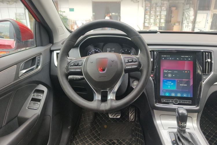 Used Roewe RX5 2018 20T Two-Wheel Drive Automatic Internet Smart Edition Steering Wheel