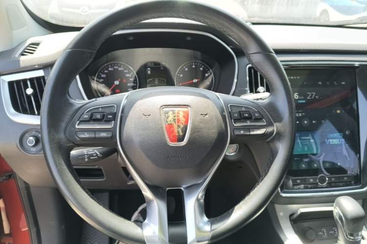 Used Roewe RX5 2018 20T Two-Wheel Drive Automatic Internet Smart Edition Steering Wheel