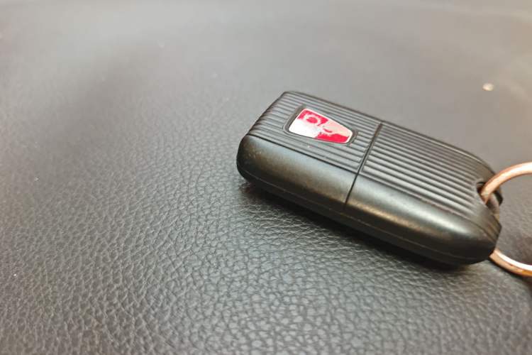 Used Roewe RX5 2018 20T Two-Wheel Drive Automatic Internet Smart Edition Vehicle Key