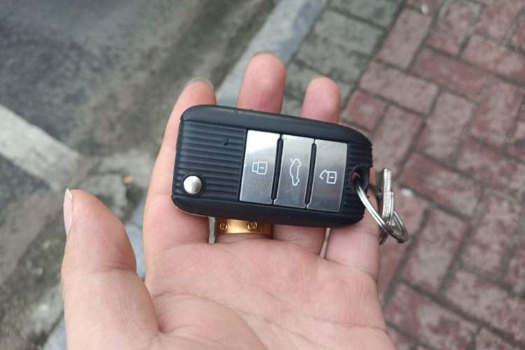 Used Roewe RX5 2018 20T Two-Wheel Drive Automatic Flagship Edition Vehicle Key