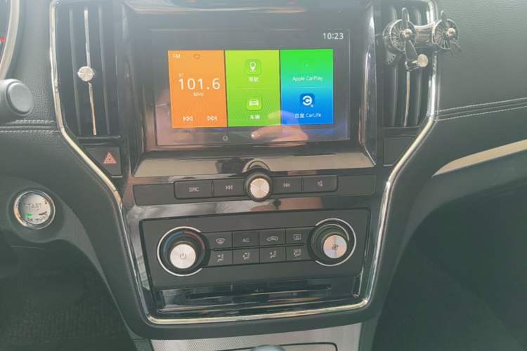 Used Roewe RX5 2018 20T Two-Wheel Drive Automatic Flagship Edition Audio And AC Panel