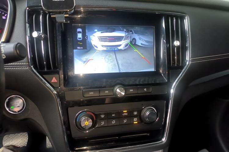 Used Roewe RX5 2018 20T Two-Wheel Drive Automatic Flagship Edition Audio And AC Panel