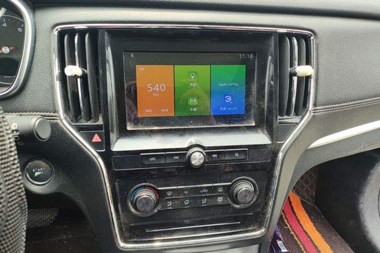 Used Roewe RX5 2018 20T Two-Wheel Drive Automatic Flagship Edition Audio And AC Panel