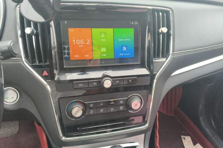 Used Roewe RX5 2018 20T Two-Wheel Drive Automatic Flagship Edition Audio And AC Panel