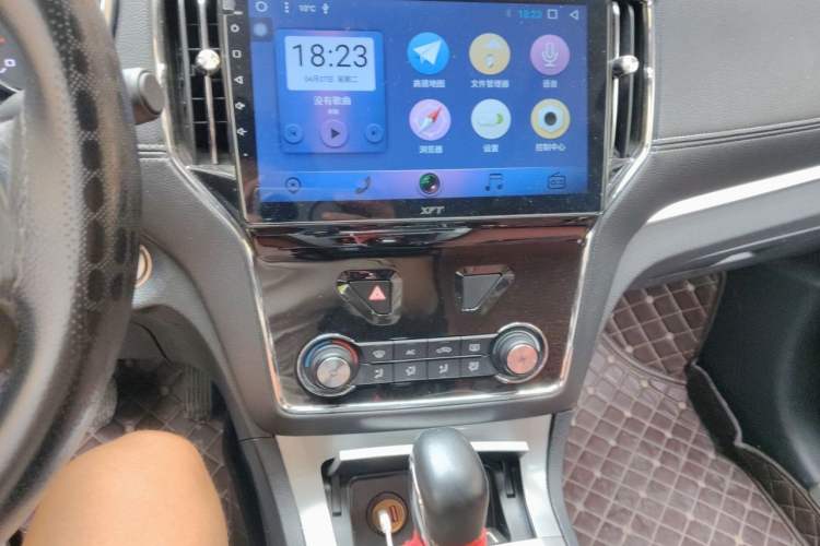 Used Roewe RX5 2018 20T Two-Wheel Drive Automatic Flagship Edition Audio And AC Panel