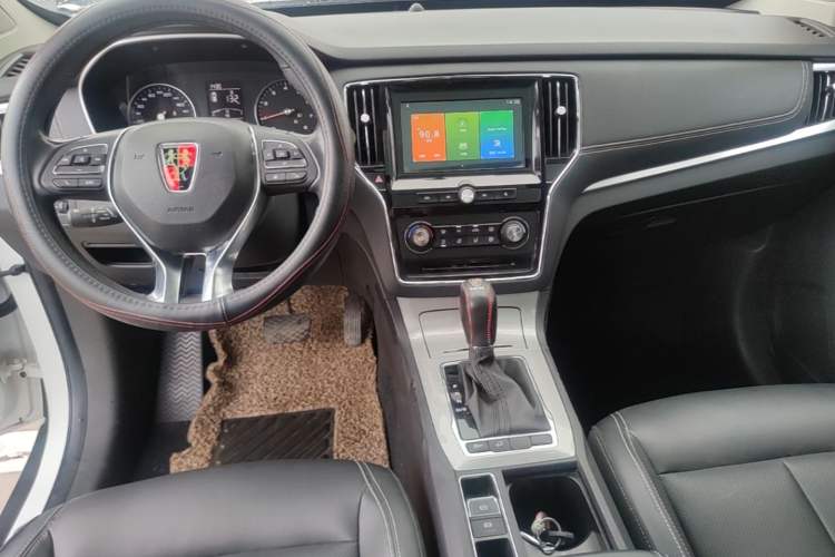 Used Roewe RX5 2018 20T Two-Wheel Drive Automatic Flagship Edition Audio And AC Panel