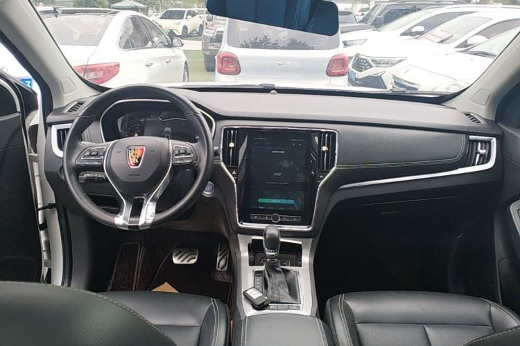 Used Roewe RX5 2018 20T Two-Wheel Drive Automatic Internet Smart Luxury Edition Center Console
