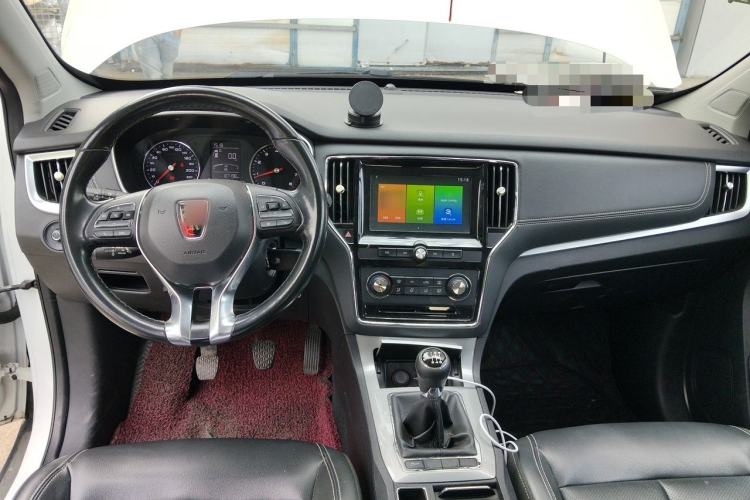 Used Roewe RX5 2018 20T Two-Wheel Drive Manual Flagship Edition Center Console