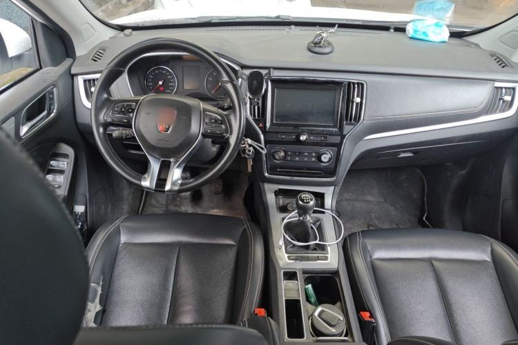Used Roewe RX5 2018 20T Two-Wheel Drive Manual Flagship Edition Center Console