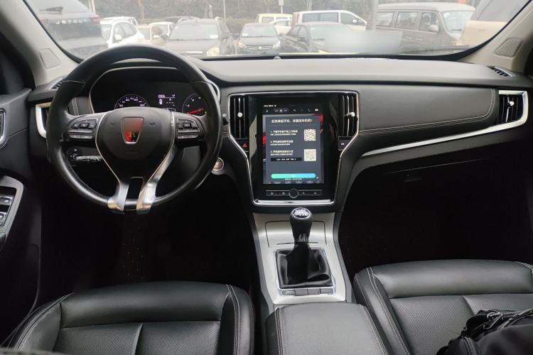 Used Roewe RX5 2018 20T Two-Wheel Drive Manual Internet Smart Edition Center Console