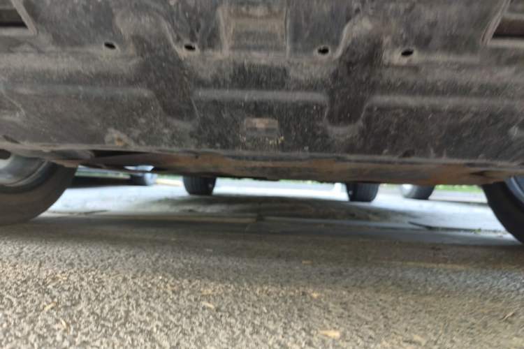 Used Roewe RX5 2018 20T Two-Wheel Drive Manual Internet Elite Edition Chassis Front