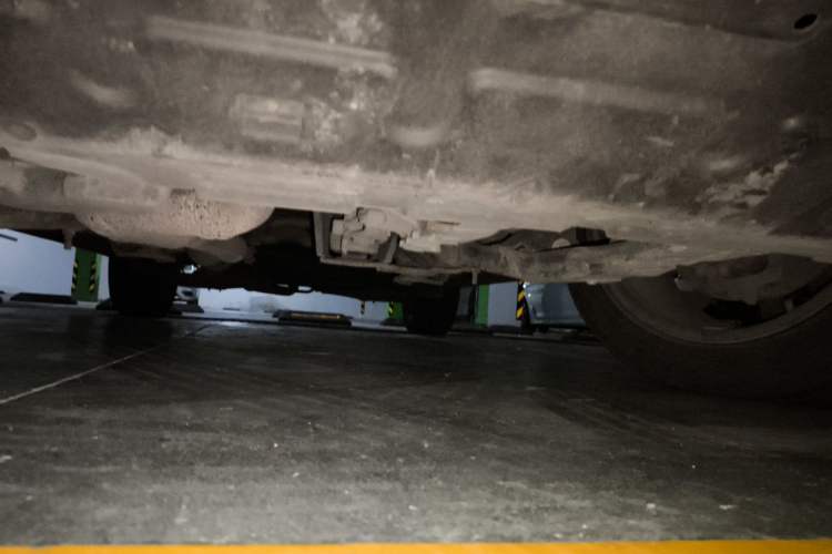 Used Roewe RX5 2018 20T Two-Wheel Drive Manual Internet Smart Edition Chassis Front