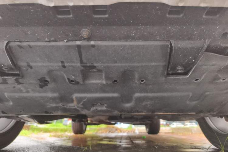 Used Roewe RX5 2018 20T Two-Wheel Drive Automatic Internet Smart Edition Chassis Front
