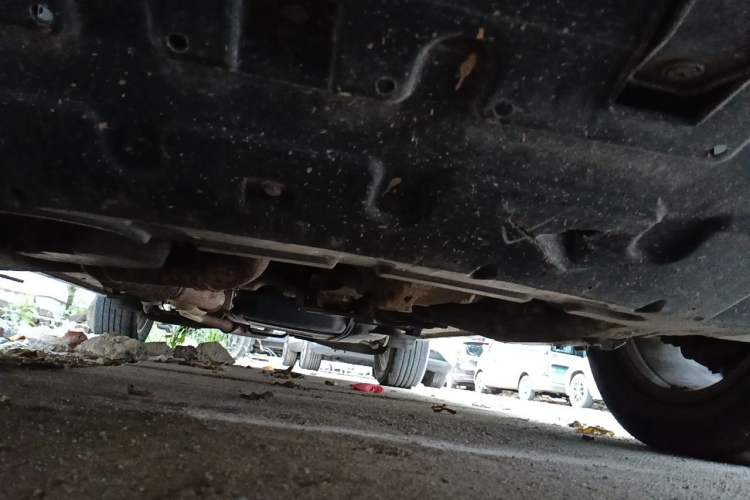 Used Roewe RX5 2018 20T Two-Wheel Drive Manual Flagship Edition Chassis Front