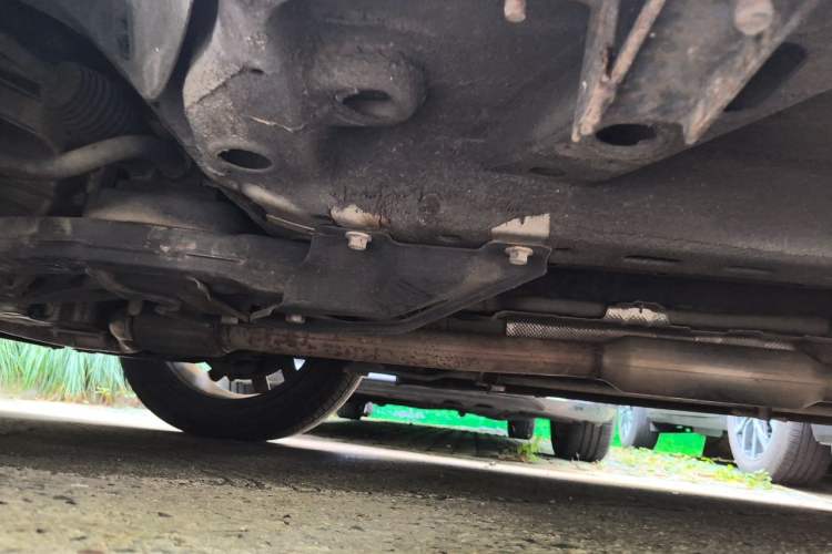Used Roewe RX5 2018 30T Two-Wheel Drive Automatic Internet Platinum Edition Chassis Front