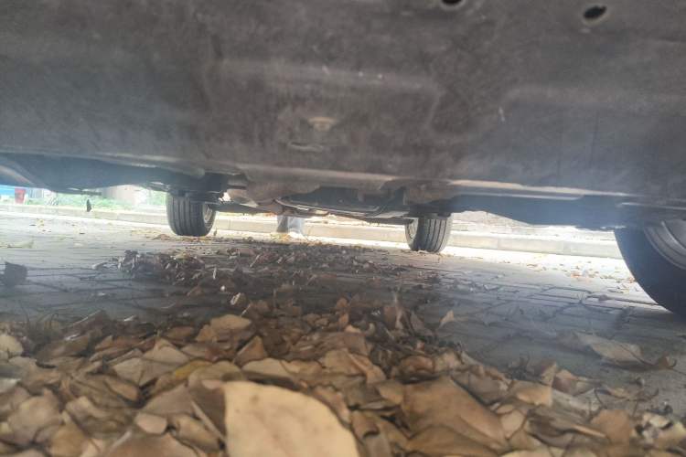 Used Roewe RX5 2018 20T Two-Wheel Drive Automatic Internet Smart Edition Chassis Front
