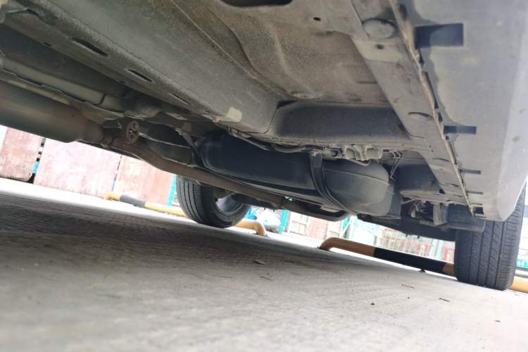 Used Roewe RX5 2018 20T Two-Wheel Drive Manual Internet Smart Edition Chassis Front Left