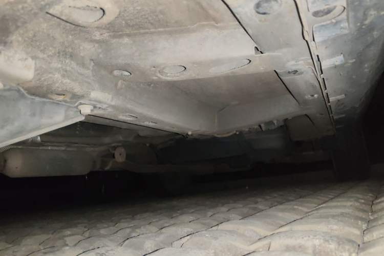 Used Roewe RX5 2018 20T Two-Wheel Drive Manual Flagship Edition Chassis Front Left