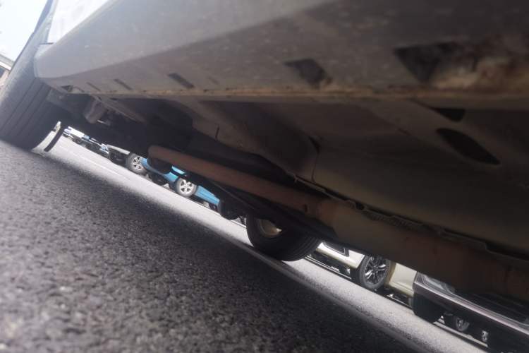 Used Roewe RX5 2018 20T Two-Wheel Drive Automatic Internet Smart Edition Chassis Front Right
