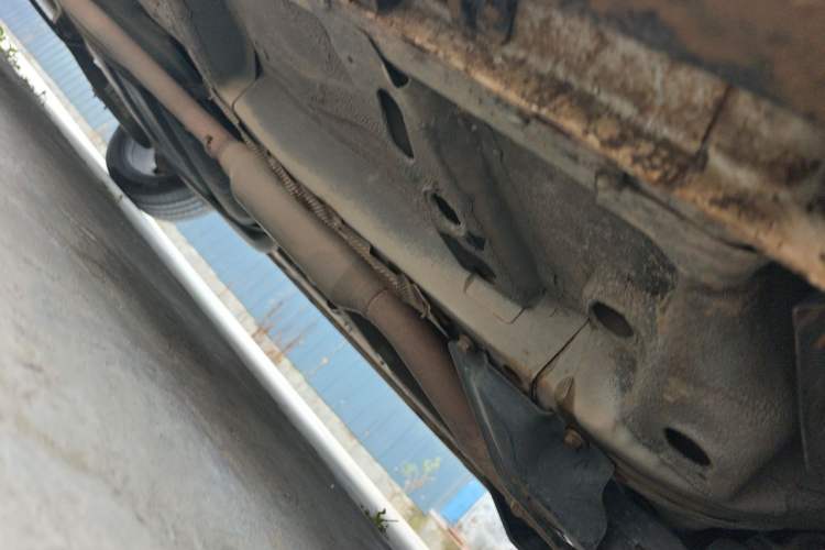 Used Roewe RX5 2018 20T Two-Wheel Drive Manual Internet Smart Edition Chassis Front Right