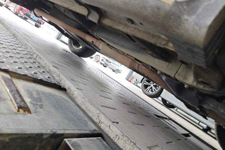 Used Roewe RX5 2018 20T Two-Wheel Drive Automatic Internet Smart Edition Chassis Front Right