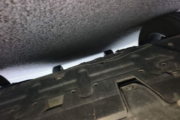 Used Roewe RX5 2018 20T Two-Wheel Drive Manual Internet Elite Edition Chassis Front