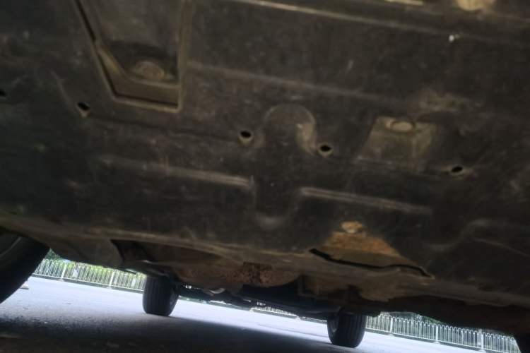 Used Roewe RX5 2018 20T Two-Wheel Drive Manual Flagship Edition Chassis Front
